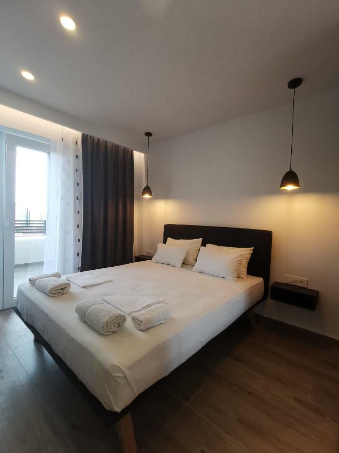 Apartments Tonkita With Jacuzzi Makarska Eksteriør billede